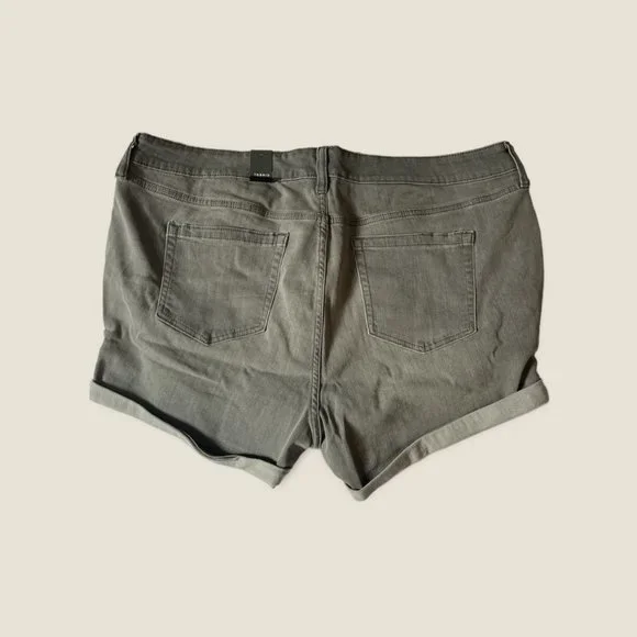 New Torrid Shortie Shorts Denim Jean size 22 Gray Distressed - Picture 4 of 5